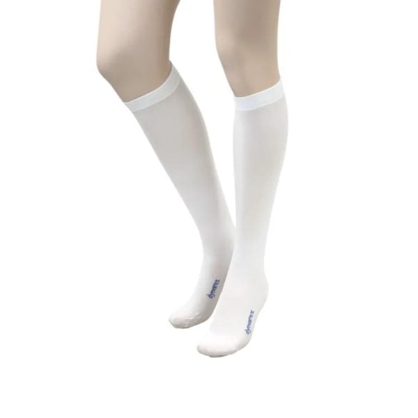 DynaFit Compression Stockings - Image 2