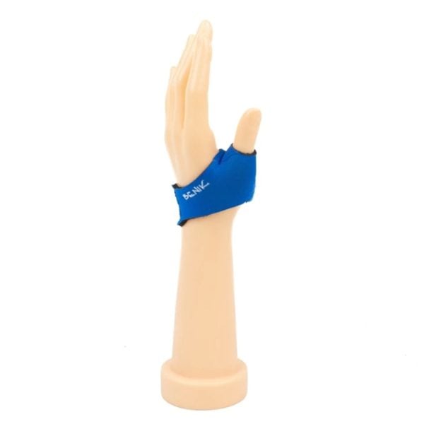 Benik Pediatric Neoprene Glove with Thumb Support - Image 2